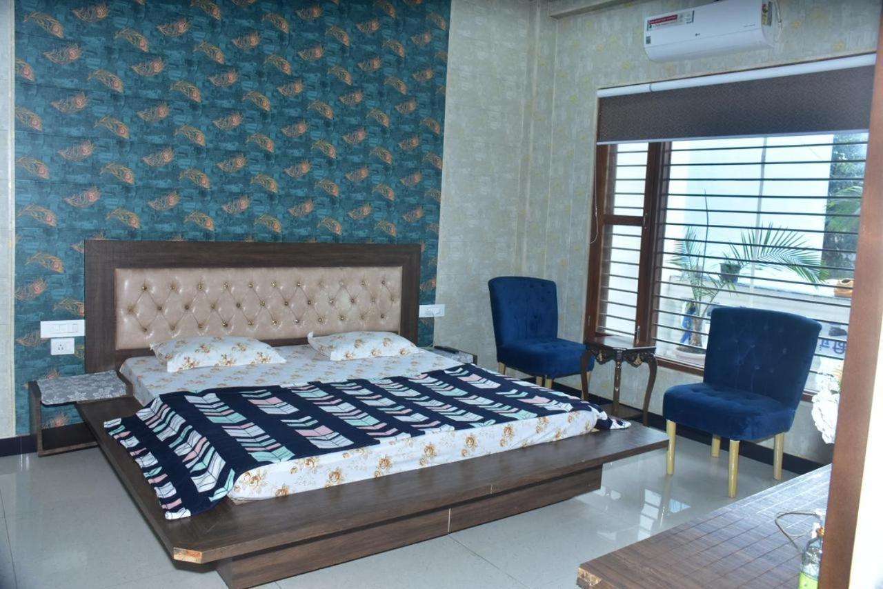 Shreshth Home Stay - Best Family Accommodation - 3Km From Har Ki Pauri, Haridwar, Uttarakhand Exterior photo
