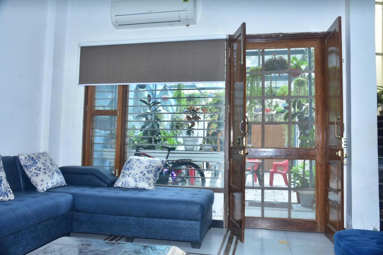 Shreshth Home Stay - Best Family Accommodation - 3Km From Har Ki Pauri, Haridwar, Uttarakhand Exterior photo