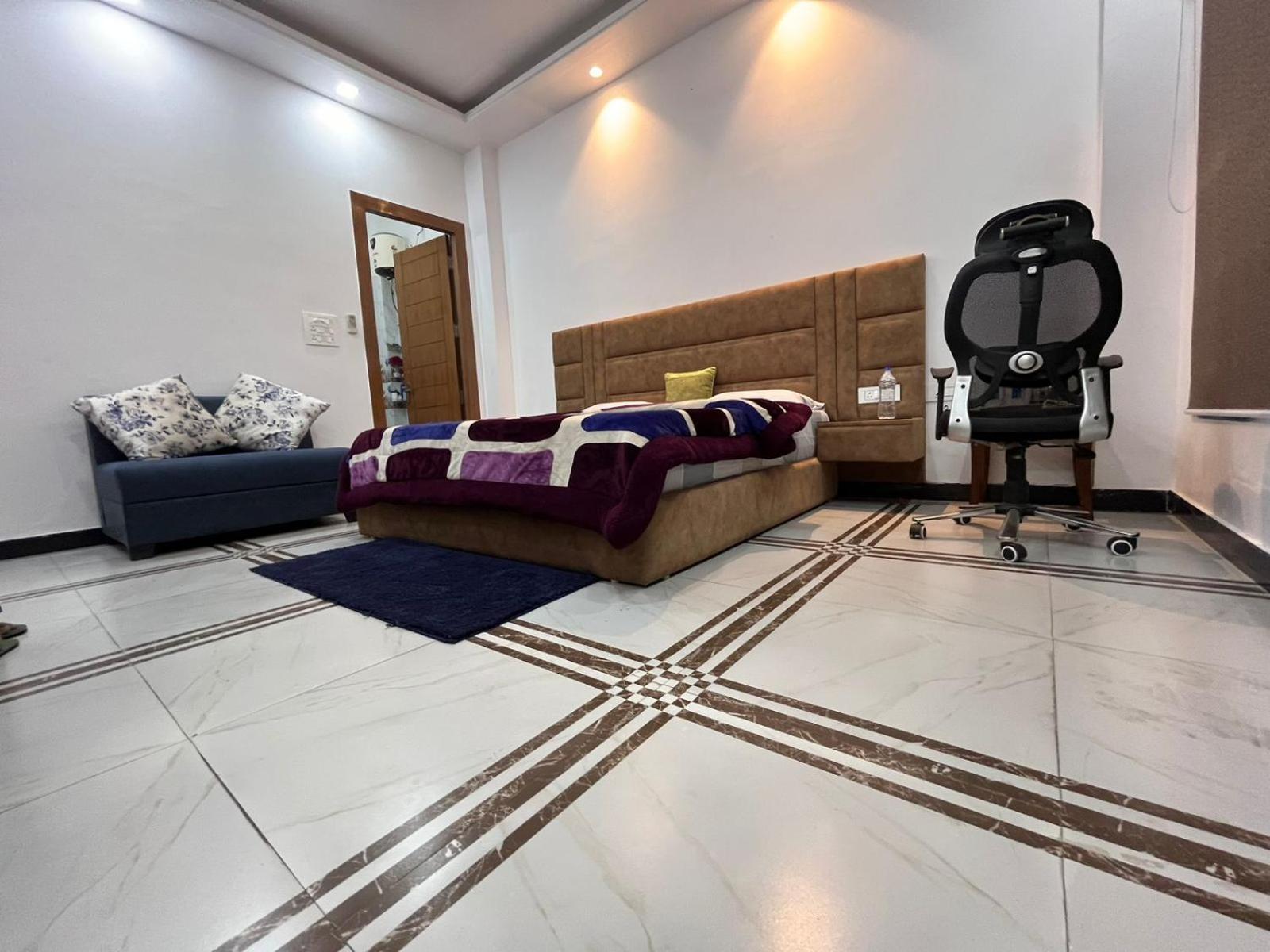 Shreshth Home Stay - Best Family Accommodation - 3Km From Har Ki Pauri, Haridwar, Uttarakhand Exterior photo