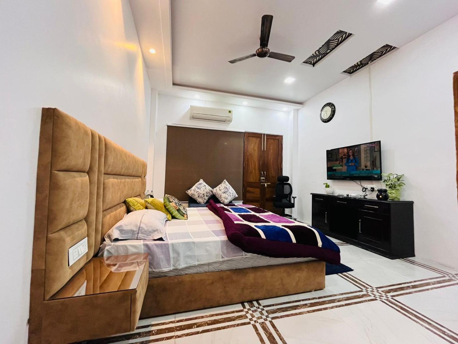 Shreshth Home Stay - Best Family Accommodation - 3Km From Har Ki Pauri, Haridwar, Uttarakhand Exterior photo