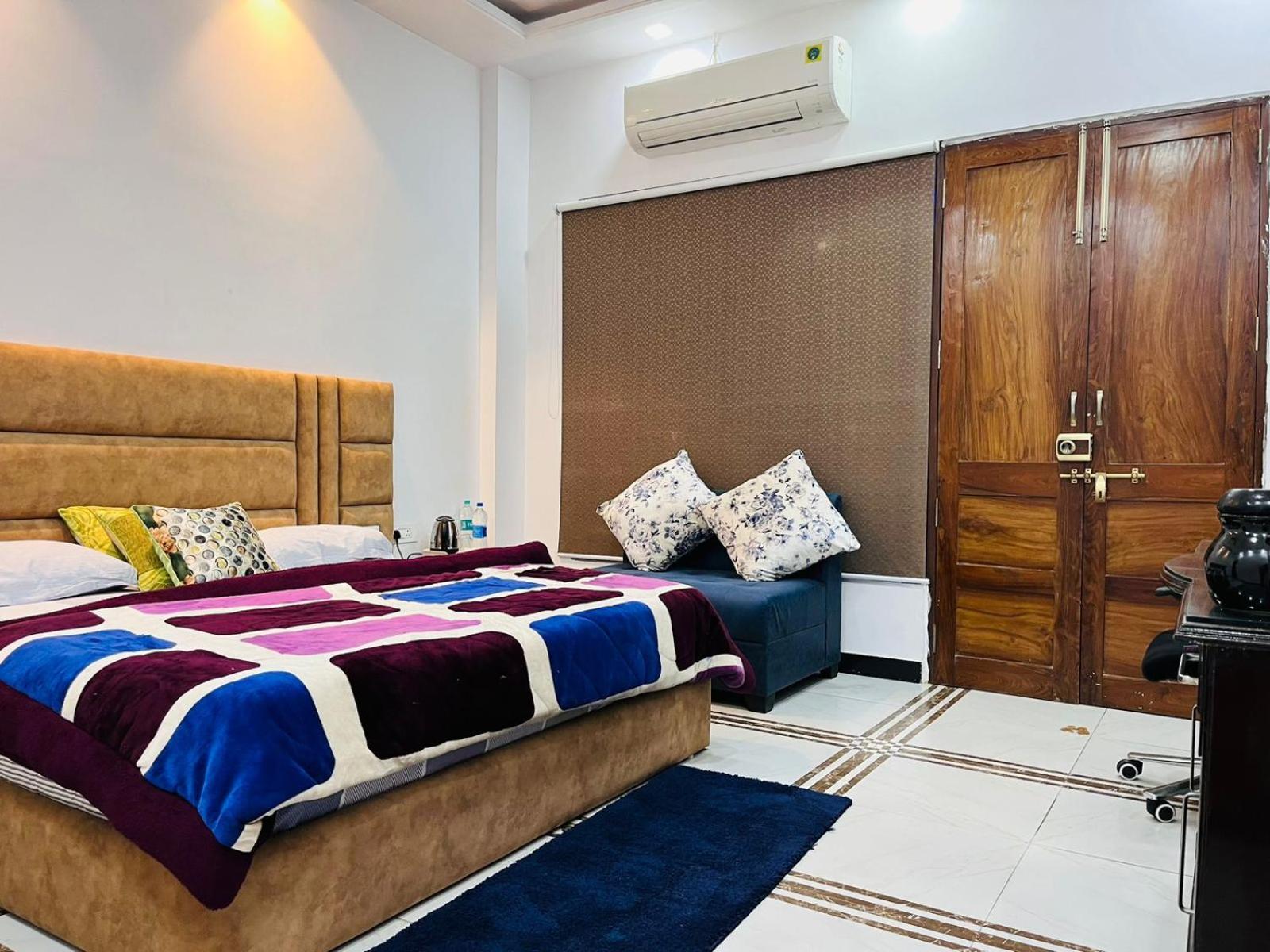 Shreshth Home Stay - Best Family Accommodation - 3Km From Har Ki Pauri, Haridwar, Uttarakhand Exterior photo