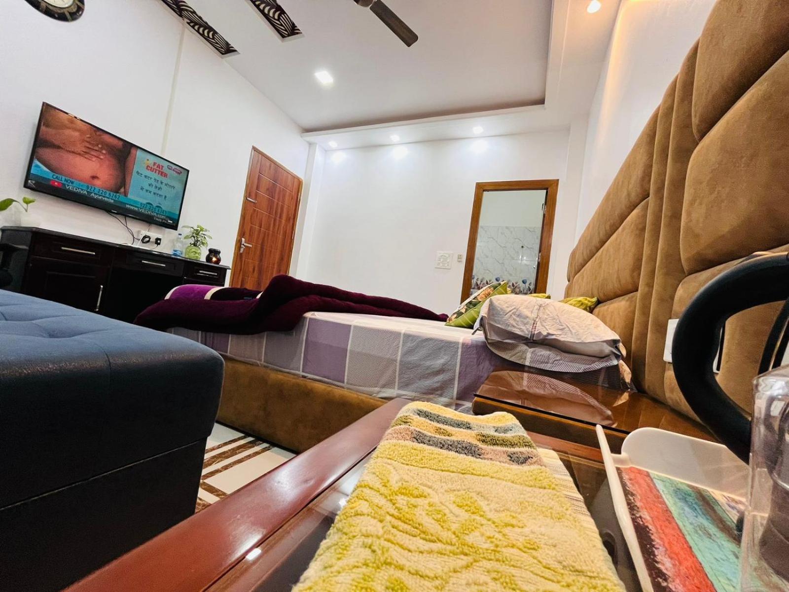 Shreshth Home Stay - Best Family Accommodation - 3Km From Har Ki Pauri, Haridwar, Uttarakhand Exterior photo
