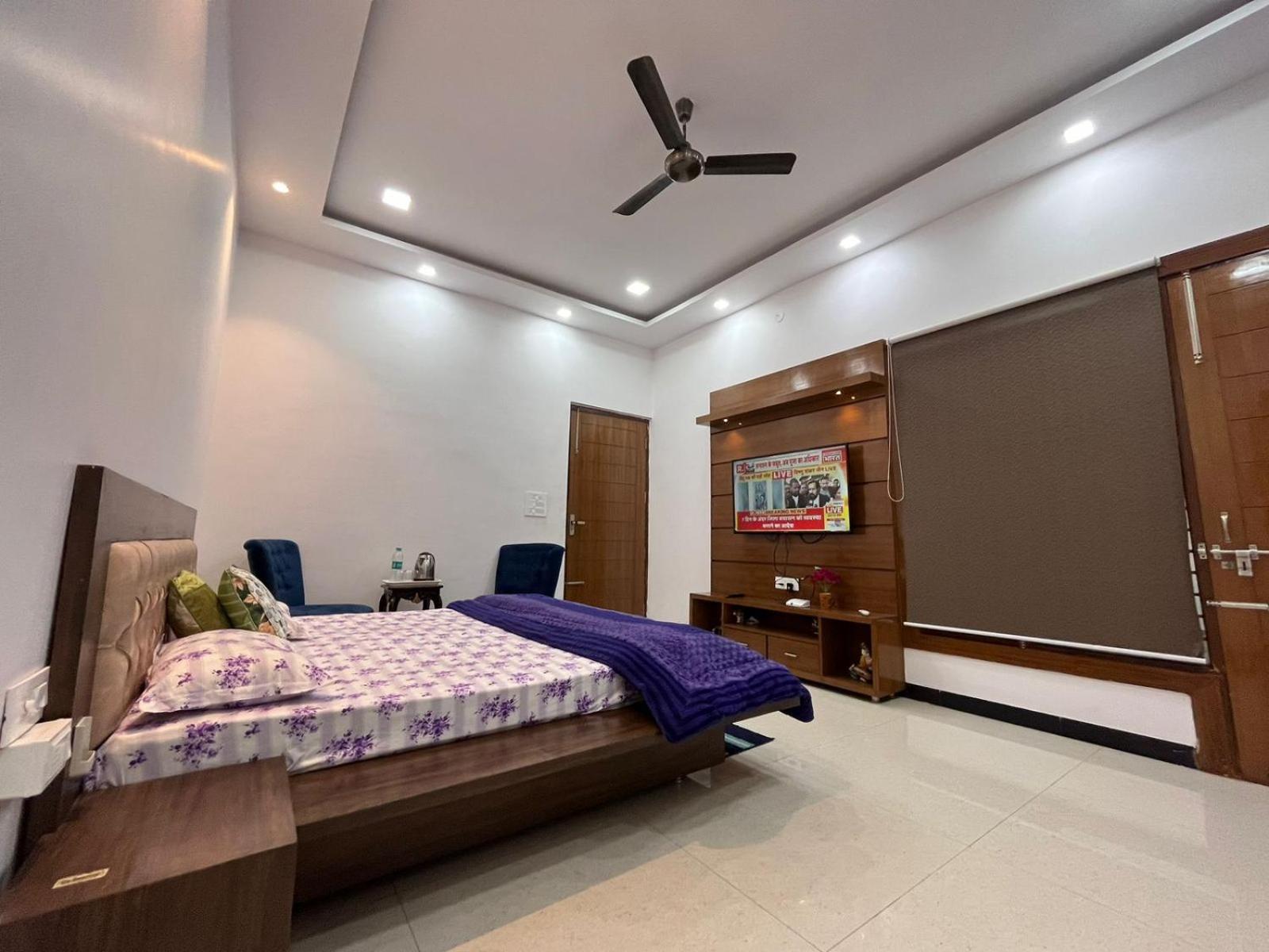 Shreshth Home Stay - Best Family Accommodation - 3Km From Har Ki Pauri, Haridwar, Uttarakhand Exterior photo